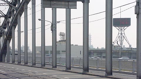 忠節橋 下流側歩道