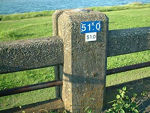 河川距離標