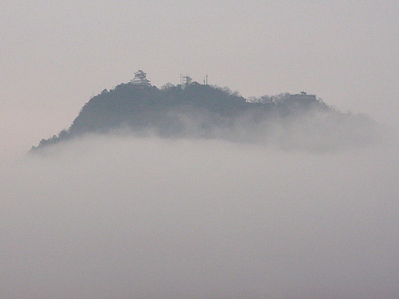 雲上の岐阜城